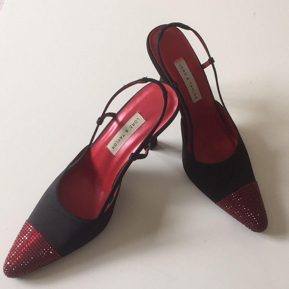 LORD & TAYLOR black heels - Picture 1 of 6